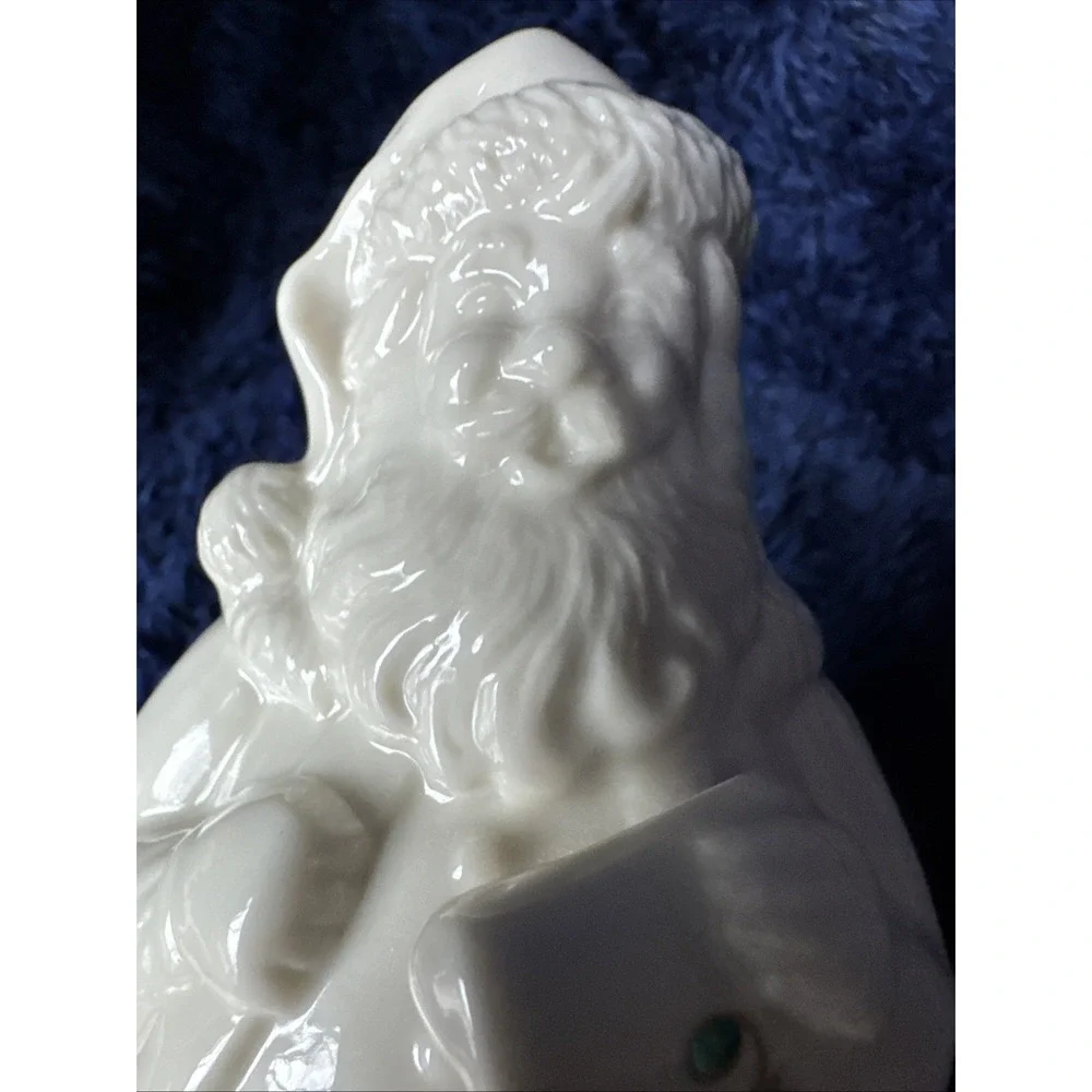 Lenox China‎ Jewels Santa with Scroll 7